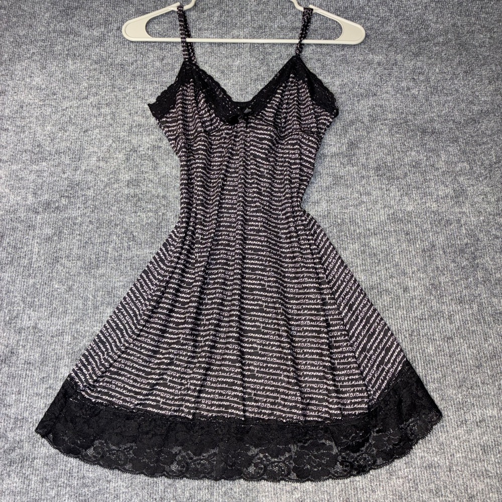 XOXO Nightgown Women Large Black Hugs Kisses Script Lace Trim Chemise 3773-49